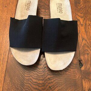 Black Munro sandals - NEW